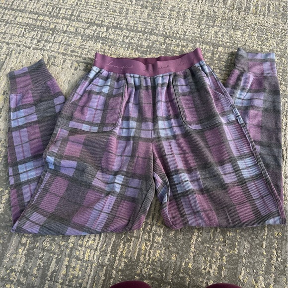 Victoria's Secret Pink Sleep Set - Picture 5 of 10